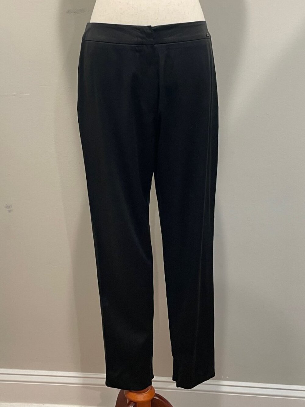 CHANEL Black Pants with Zippered Pockets and Zipper Detailing on Ankles